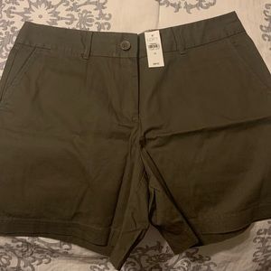 Loft new w tags Riviera shorts , army green , size 12